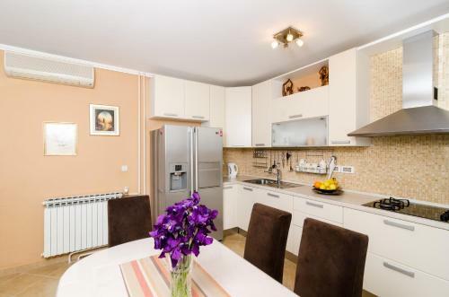 Apartment 4U