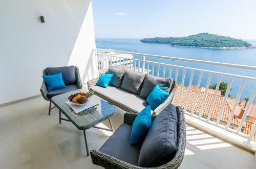 Apartments Lazarin