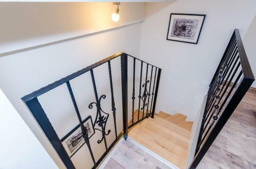 Hostal Rooms Baza
