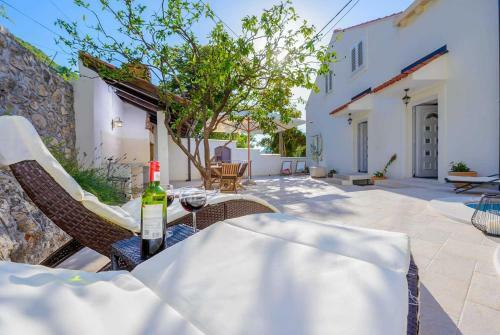 Villa Secret Haven