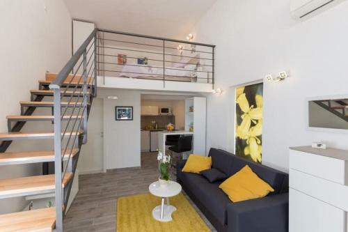 Apartments Pomet