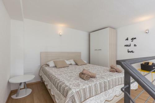 Apartments Pomet