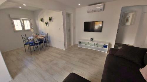Apartments Dama