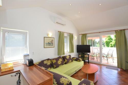 Hostal Apt-rooms Andri - 100m From Sea