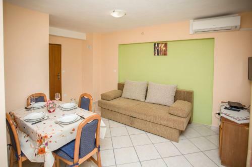 Apartments Petar