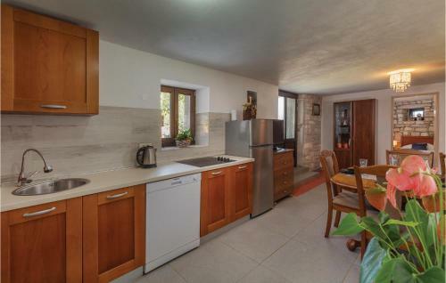 Four-bedroom Holiday Home In Fabci