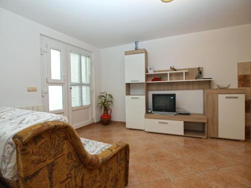 Apartments Valbandon 28