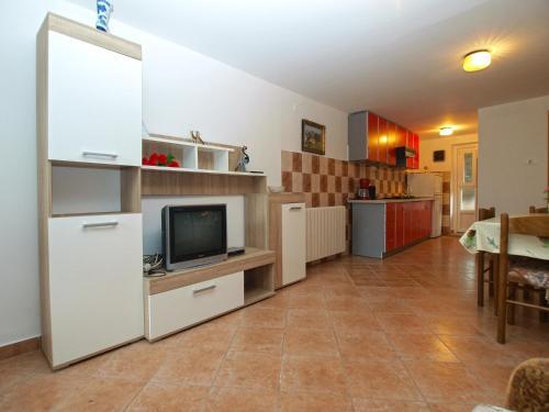 Apartments Valbandon 28