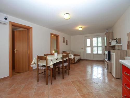 Apartments Valbandon 28