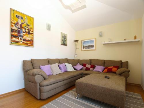 Apartments Majda 1932