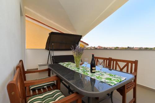 Apartments Valbandon With Pool 31