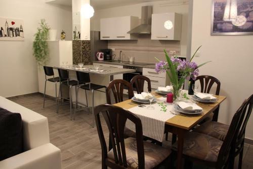 Nicely Decorated Apartment Silver
