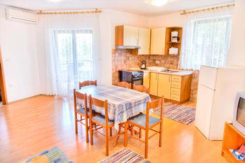 Apartment Josip 2011