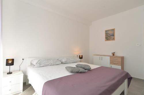 Apartments Nedo 2047