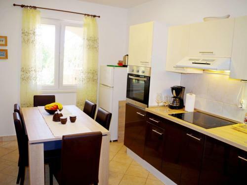 Comfortable Apartment With Covered Terrace And Fenced Garden