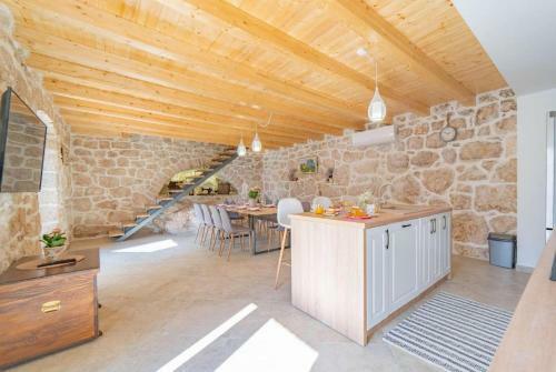Villa White Pearl