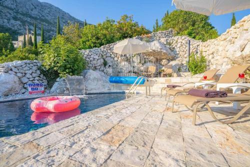 Villa White Pearl