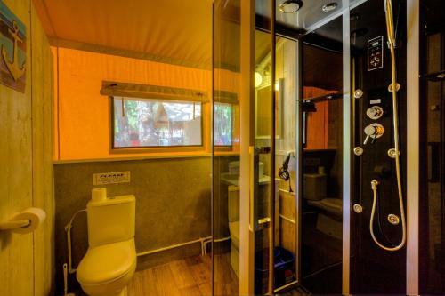 Glamping Safari Home