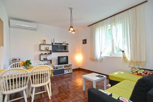 Apartment Pineta 1817