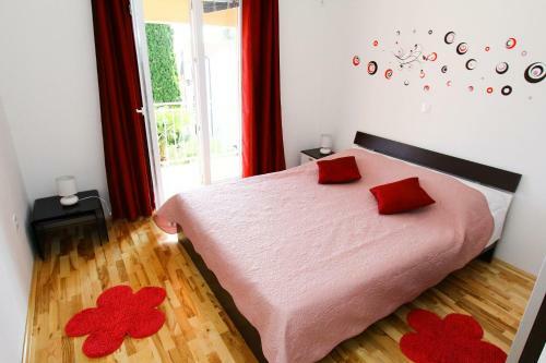 Apartments Renato - 150m From Beach