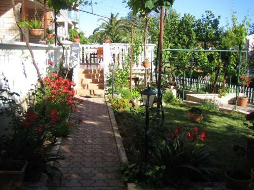 Apartments Renato - 150m From Beach