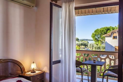 Apartments Mir - 50m From The Sea