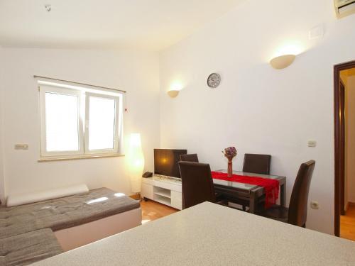Apartment Slavica 2037