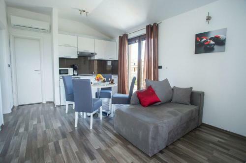 Apartments Milena