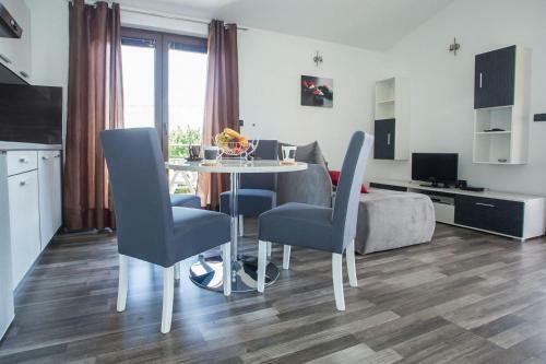 Apartments Milena