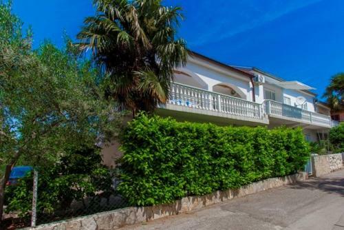 Family Apartment Snjezana