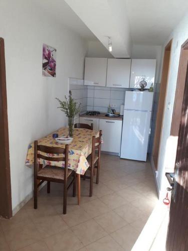 Apartments Mateo-by The Beach