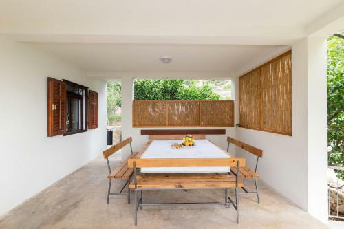 Apartamentos Lantana Robinson