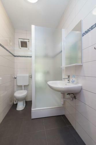 Apartamentos Lantana Robinson