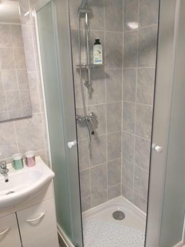 Holiday Home Lupi-eco Property Kosanovici