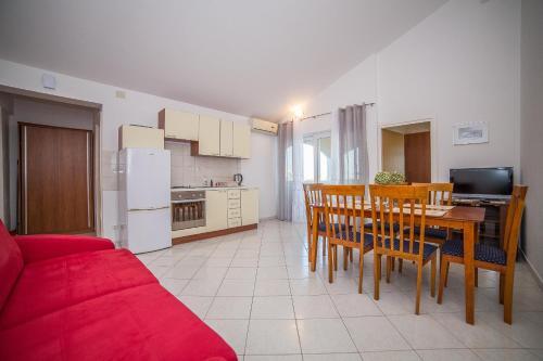 Apartments Villa Sea 1838