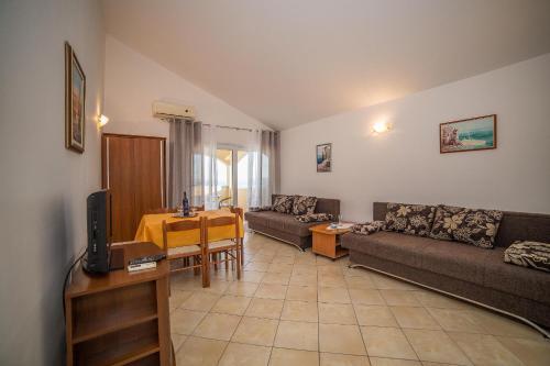 Apartments Villa Sea 1838