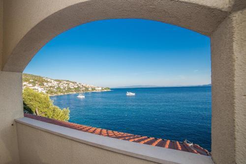 Apartments Villa Sea 1838