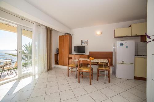 Apartments Villa Sea 1838