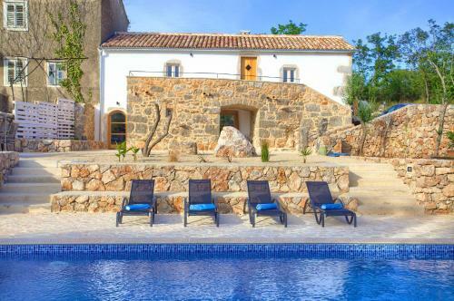 Villa May