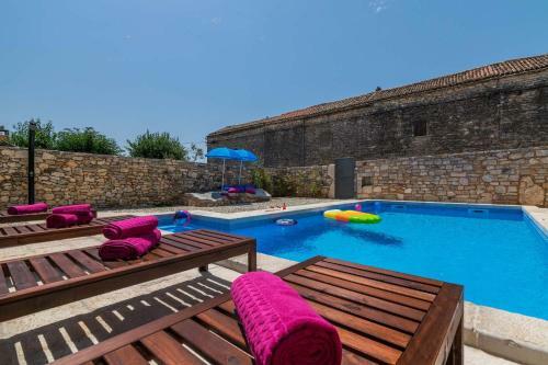 House Grandi?i 1852