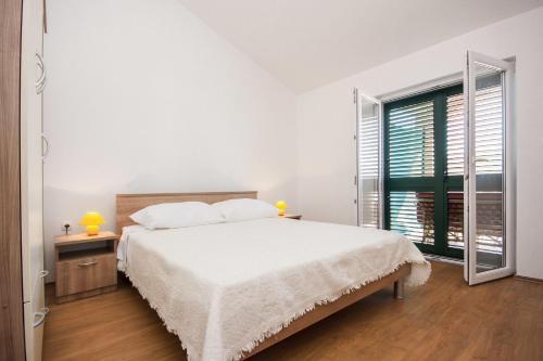 Apartments Per - Family Friendly