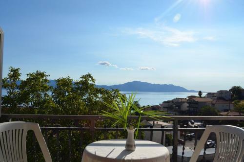 Apartments Jozo - 150 M From Beach