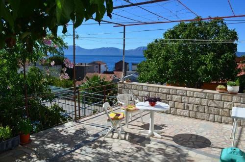 Apartments Jozo - 150 M From Beach