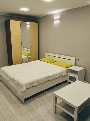 Apartamento Home Hotel Bishkek
