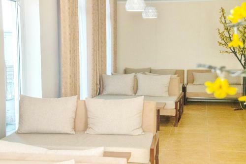 Richman Hotel