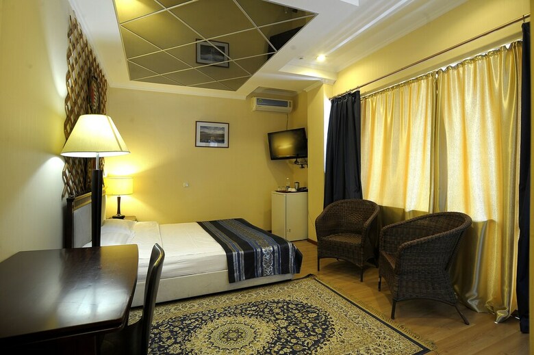 Baikhan Hotel