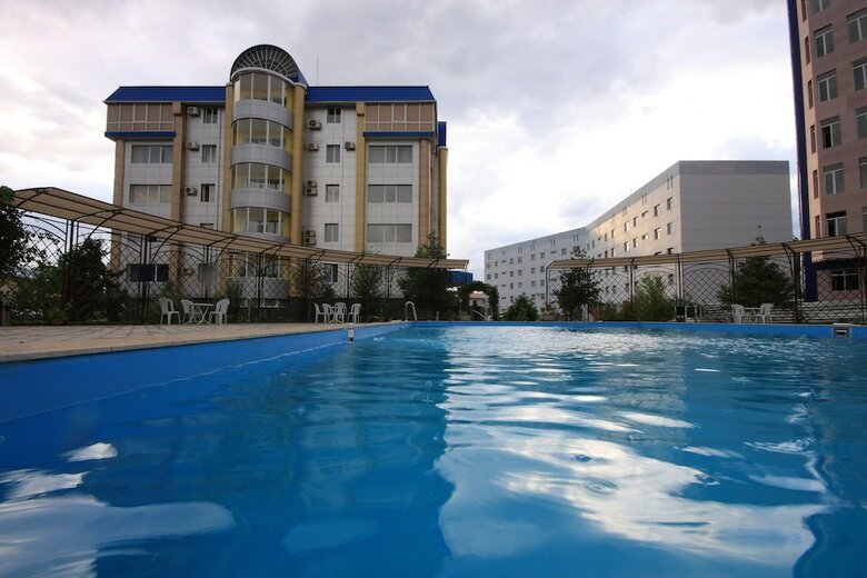 Golden Dragon Aparthotel