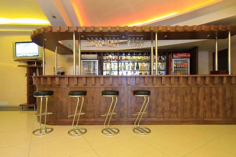 Golden Dragon Aparthotel
