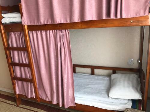 Tunduk Hostel