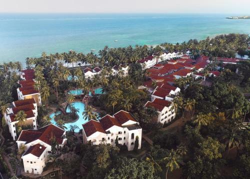 Hotel Sarova Whitesands Beach Resort & Spa